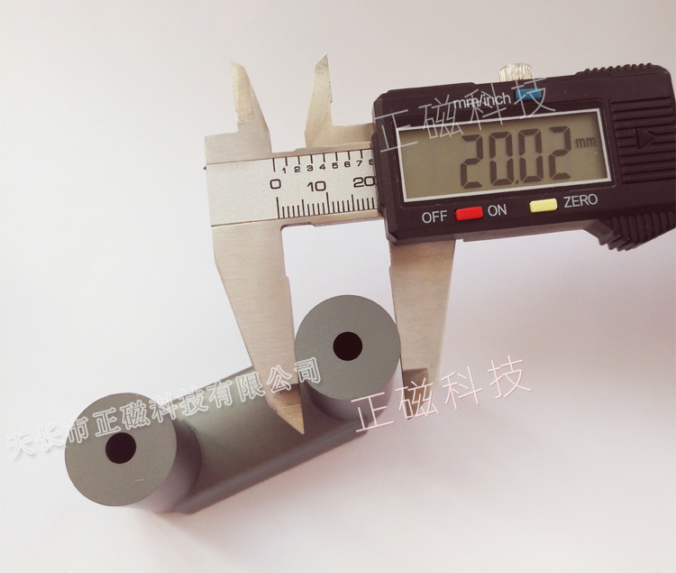 UY2065816581U͡UU20ʵͼ3